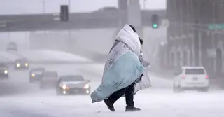 কয়েক দশকের মধ্যে ভয়াবহ শীতকালীন ঝড়; যুক্তরাষ্ট্রসহ ইউরোপ–জাপানে তীব্র তুষারপাত