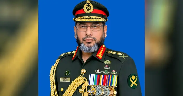 সেনাবাহিনী প্রধান জেনারেল ওয়াকার-উজ-জামান