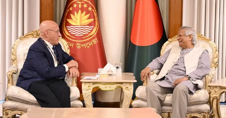 প্রধান উপদেষ্টা ড. ইউনূসের সঙ্গে জাতিসংঘের বিশেষ দূত টম অ্যান্ড্রুজ সাক্ষাৎ
