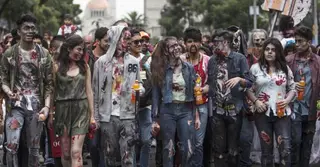 ভয়ঙ্কর সাজ-পোশাকে মেক্সিকোতে হয়ে গেল জম্বি ওয়াক