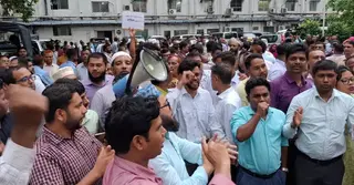 তিন উপদেষ্টাকে স্মারকলিপি দিয়েছে ‘সচিবালয় কর্মকর্তা-কর্মচারী ঐক্য ফোরাম’